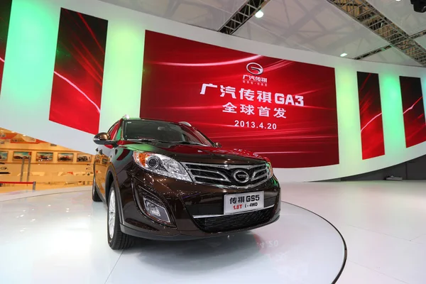 Trumpchi Gs5 4Wd För Gac Guangzhou Automobile Group Ltd Visas — Stockfoto