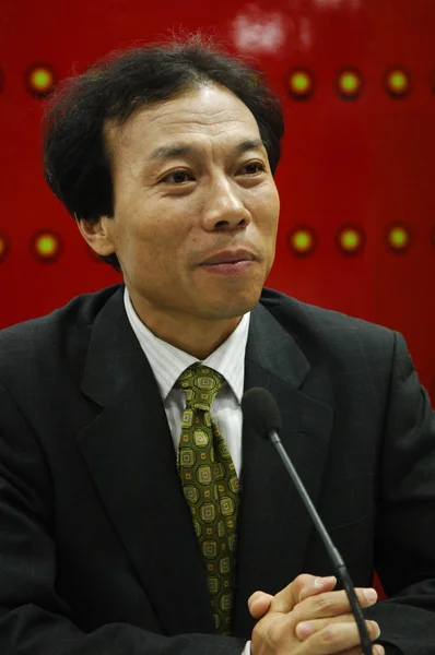 2009年5月10日 中国北京新华都实业集团有限公司董事长唐骏出席新书发行新闻发布会 — 图库照片