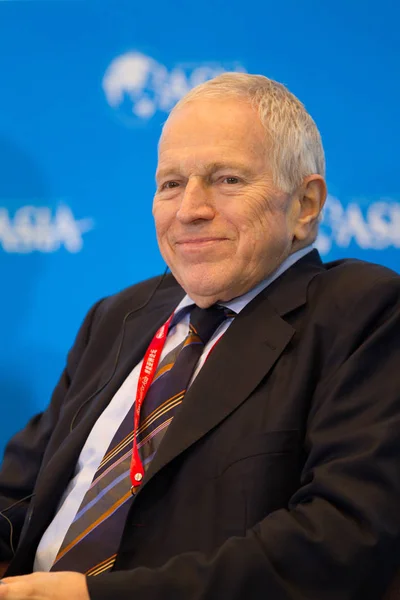 Edmund Phelps Galardonado Con Premio Nobel Economía 2006 Sonríe Reunión — Foto de Stock