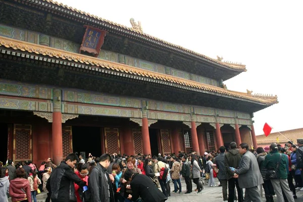 Toeristen Bezoeken Het Paleis Van Hemelse Zuiverheid Verboden Stad Peking — Stockfoto