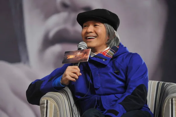 Hong Kong Actor Turned Director Stephen Chow Speaks Dialogue Communication — Stock Photo, Image