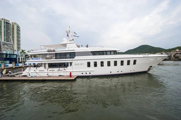 Meter Lång Lyxbåt Värd 325 000 000 Yuan Miljoner Visas — Stockfoto