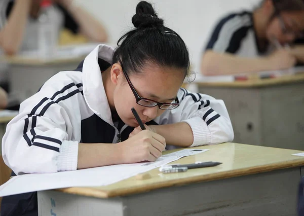 Kínai Diákok Részt Vesznek Éves Nemzeti Főiskolai Felvételi Vizsga Egy — Stock Fotó