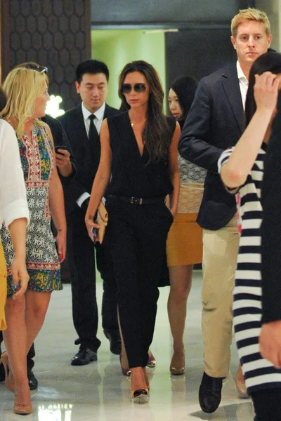 English Singer Socialite Victoria Beckham Center Visits Shinkong Mitsukoshi Shopping — Stock Photo, Image