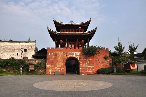 Vue Une Ancienne Tour Porte Dans Ville Hongjiang Ville Huaihua — Photo