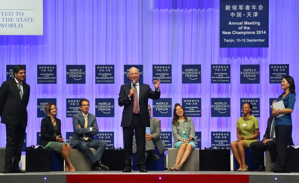 Klaus Schwab Merkez Kurucusu Yönetim Kurulu Başkanı Dünya Ekonomik Forumu — Stok fotoğraf