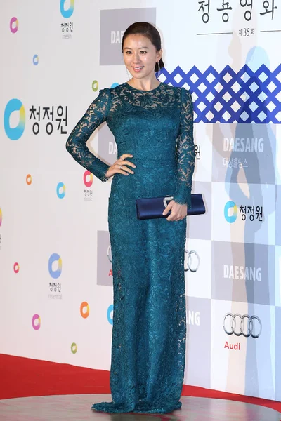 South Korean Actress Kim Hee Poses Red Carpet She Arrives — Stock Photo, Image