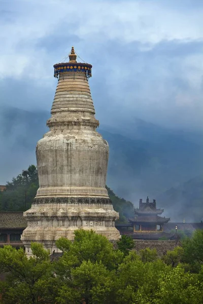 Tekintettel Nagy Fehér Pagoda Buddha Sarira Vagy Sarira Stupa Tayuan — Stock Fotó