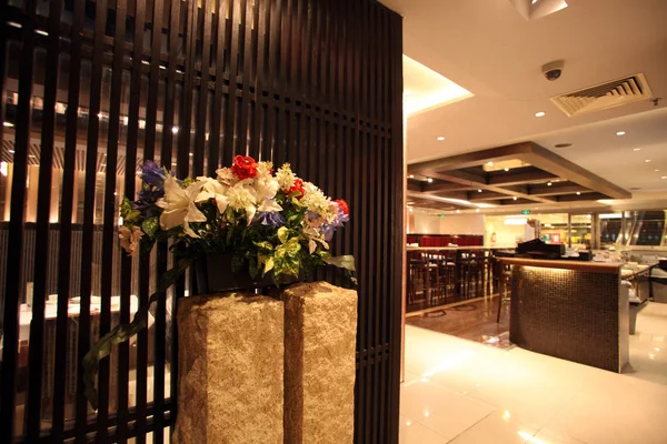 Вид Ресторан Crystal Jade Синьтянди Туристическом Комплексе Шанхае Китай Апреля — стоковое фото