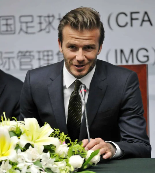 David Beckham Superestrella Del Fútbol Inglés Sonríe Durante Una Conferencia —  Fotos de Stock