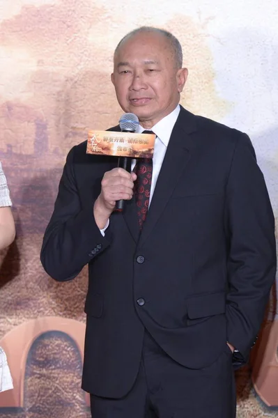 クロッシング 彼の新しい映画のプレミア 2014 日の記者会見で話す香港監督ジョン — ストック写真