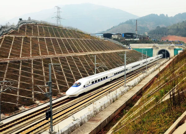 Ett Crh China Railway High Speed Bullet Tåg Färdas Raden — Stockfoto