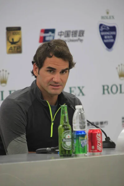 Der Schweizer Tennis Superstar Roger Federer Nimmt Einer Pressekonferenz Während — Stockfoto
