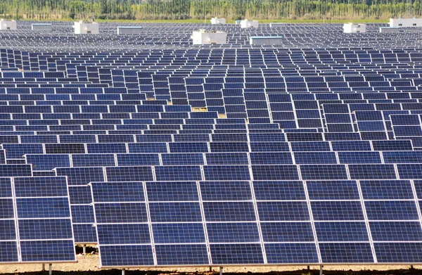Gaotai Ilçesinde Bir Fotovoltaik Enerji Santralinde Güneş Panelleri Görünümü Kuzeybatı — Stok fotoğraf