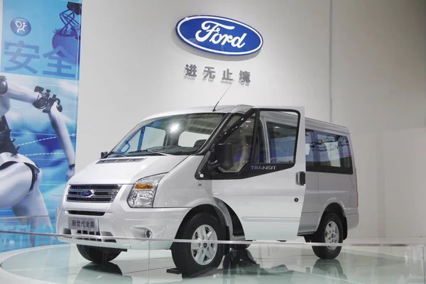 Období Šanghaje Zobrazí Dodávka Ford Transit Známá Jako Auto Shanghai — Stock fotografie
