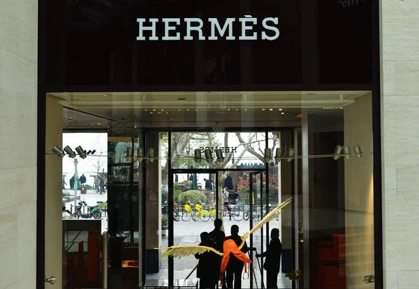 Clientes Entram Uma Boutique Hermes Cidade Hangzhou Leste Província Chinas — Fotografia de Stock