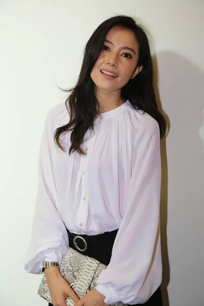 여배우가 Yuanyuan 그녀는 마이클 Kors 패션쇼 2015 동안에 2014에 — 스톡 사진
