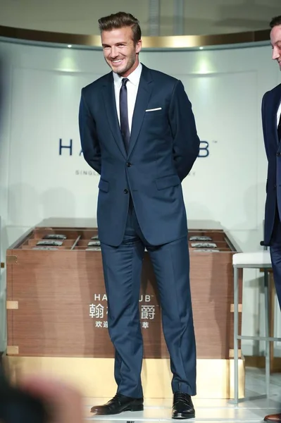 Bintang Sepak Bola Inggris David Beckham Tersenyum Selama Konferensi Pers — Stok Foto
