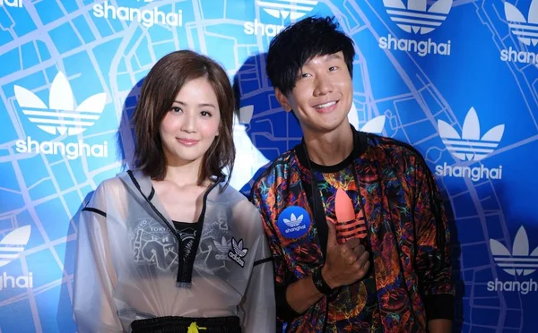 Charlene Choi Hong Kong Zangeres Duo Twins Linker Singaporese Lin — Stockfoto