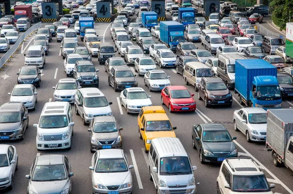 Masses Vehicles Move Slowly Traffic Jam Rush Hours Road Shenzhen — Stock Photo, Image