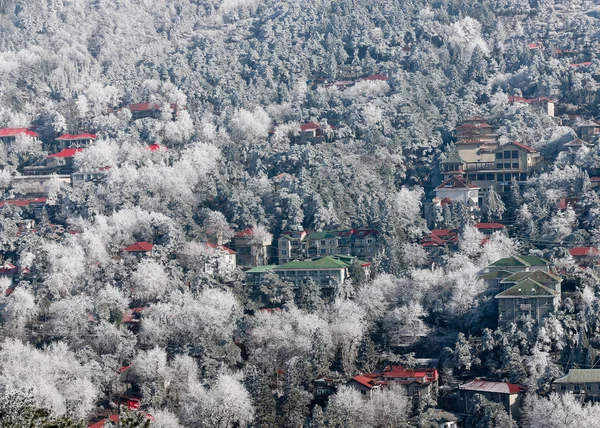 Evler Lushan Yumuşak Rime Ile Kaplıdır Doğu Çin Jiangxi Eyaleti — Stok fotoğraf