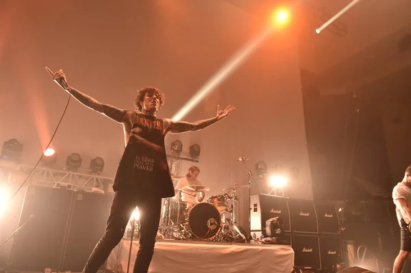 Oliver Sykes Britského Metalcore Kapela Přineste Horizon Vystupuje Koncertě Kapely — Stock fotografie