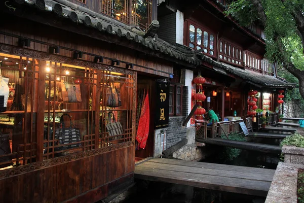 View Wooden Buildings Water Channel Old Town Lijiang Lijiang City — Stock Photo, Image