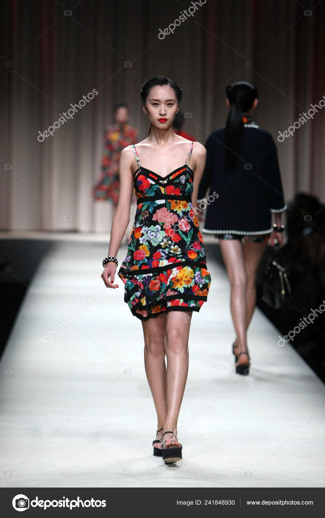Moschino 2013 Spring Summer Moschino Runway 43 For Sale On 1stDibs
