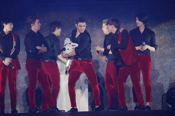 Grupo Chicos Surcoreanos Super Junior Presenta Concierto Del Super Junior — Foto de Stock