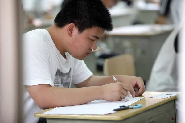 Estudantes Chineses Participam Exame Vestibular Nacional Anual Uma Cidade Zhuji — Fotografia de Stock