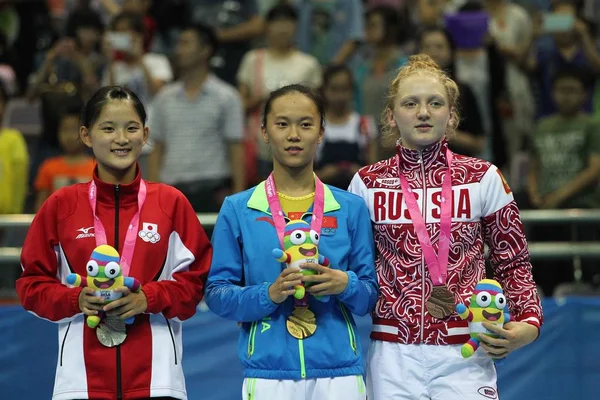 Esquerda Medalhista Prata Rana Nakano Japão Medalhista Ouro Zhu Xueying — Fotografia de Stock