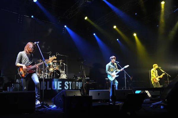 Koreański Zespół Blue Wykonuje Koncercie Hong Kongu Chinach Stycznia 2012 — Zdjęcie stockowe
