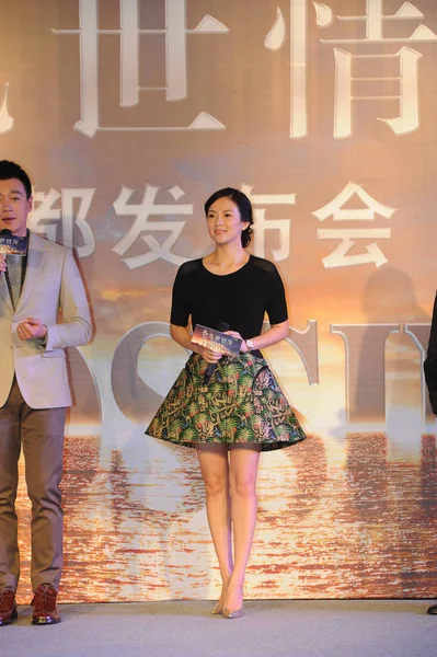 Die Chinesische Schauspielerin Zhang Ziyi Rechts Hört Wie Der Schauspieler — Stockfoto