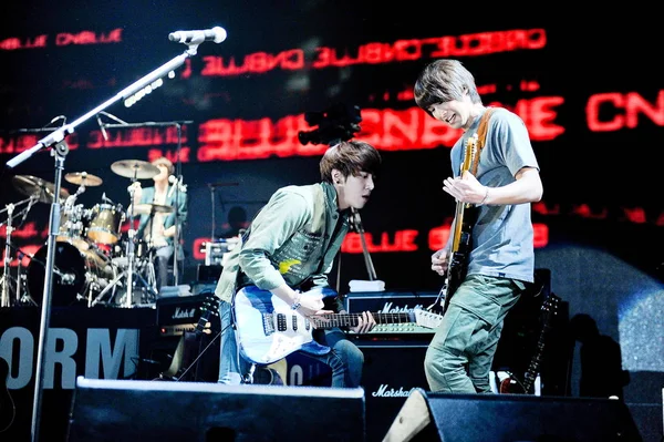 Koreański Zespół Blue Wykonuje Koncercie Hong Kongu Chinach Stycznia 2012 — Zdjęcie stockowe