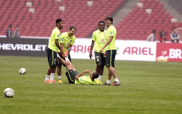 Neymar Vlevo Kaká Vpravo Spoluhráči Brazílie Účastní Školení Americe Super — Stock fotografie