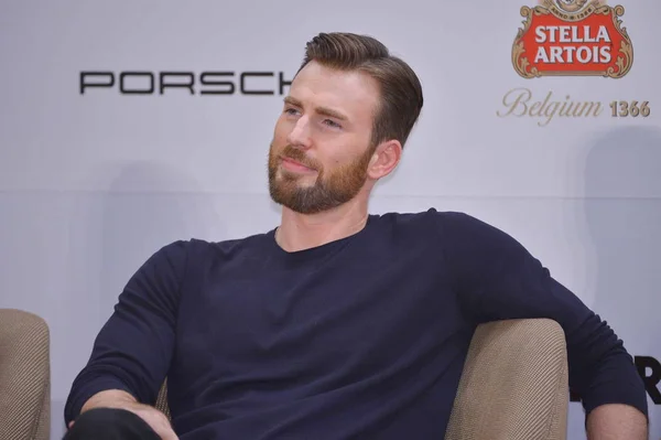 Actor Estadounidense Chris Evans Asiste Una Conferencia Prensa Para Torneo —  Fotos de Stock