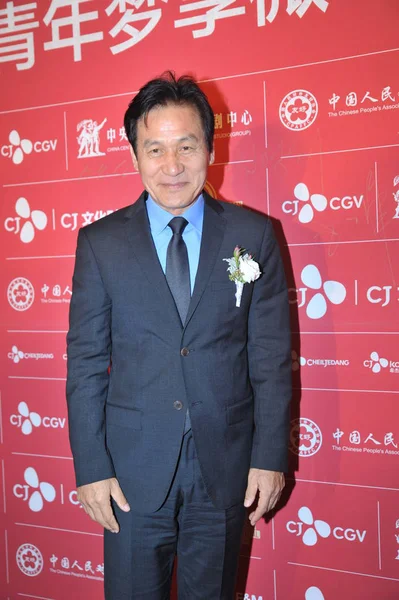 Actor Surcoreano Ahn Sung Kee Posa Alfombra Roja Mientras Llega —  Fotos de Stock