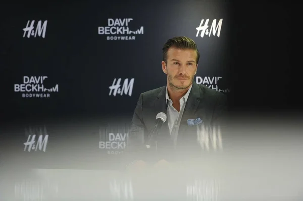 English Soccer Star David Beckham Poses Promotional Event David Beckham — Stock Photo, Image