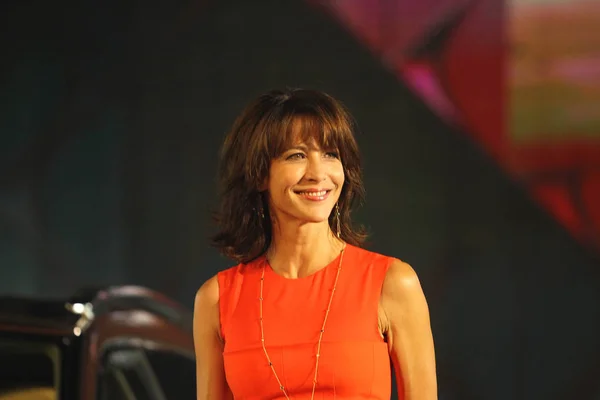 Francuska Aktorka Sophie Marceau Uśmiecha Się Podczas Imprezy Promocyjne Dla — Zdjęcie stockowe