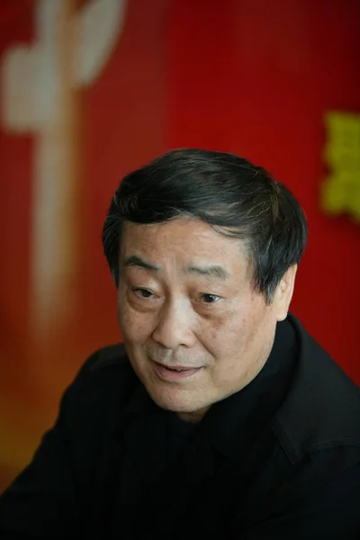 Qinghou 会長の Wahaha グループは 2010 中国の北京でのインタビュー中に描かれた します — ストック写真