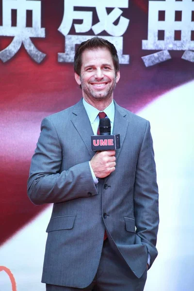 Amerykański Reżyser Zack Snyder Słucha Pytania Konferencji Prasowej Filmu Man — Zdjęcie stockowe