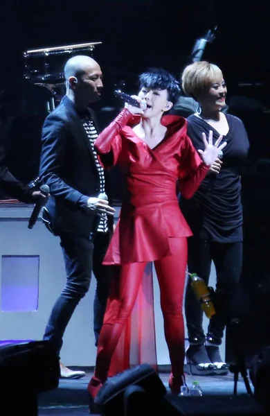 Singaporean Singer Stefanie Sun Center Performs Her Concert Nanjing City — Stock Photo, Image