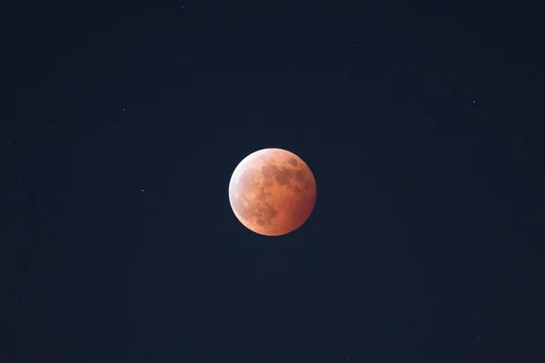 Luna Sangue Risultante Dall Eclissi Lunare Totale Visibile Nel Cielo — Foto Stock