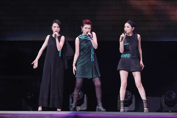 Hebe Tien Selina Jen Ella Chen Taiwanese Girl Group Perform — стоковое фото