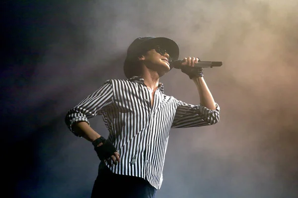 Cantor Japonês Jin Akanishi Apresenta Durante Seu Concerto Xangai China — Fotografia de Stock