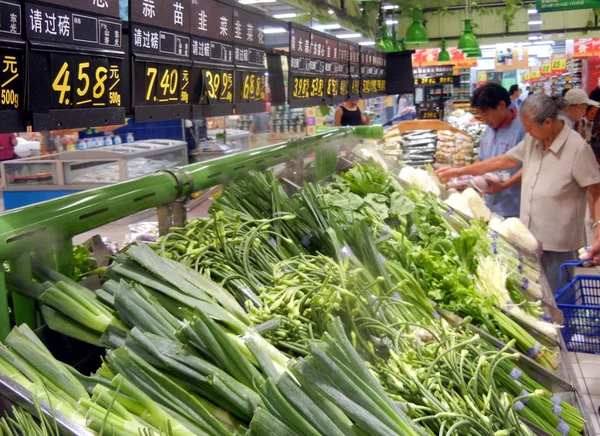 Chińskich Klientów Sklep Dla Warzyw Supermarkecie Suzhou Miasta East Chinas — Zdjęcie stockowe