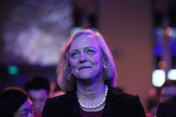 Hewlett Packard Ceo Meg Whitman Listens World Tour Beijing China — Stock Photo, Image