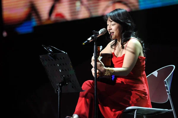 Cantante Japonés Brasileña Lisa Ono Presenta Una Celebración Año Nuevo — Foto de Stock