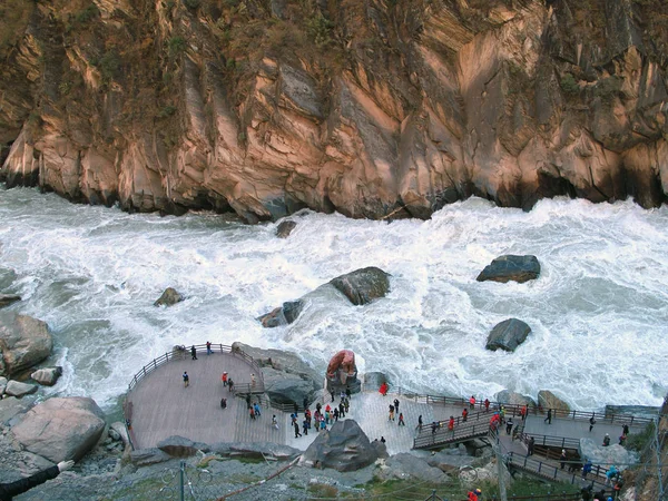 Wasser Jinsha Fluss Fließt Durch Die Tigersprungschlucht Autonomen Kreis Yulong — Stockfoto