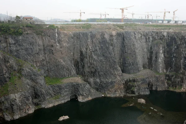 Vue Fosse Hôtel Cinq Étoiles Sera Construit Tianmashan Montagne Tianma — Photo